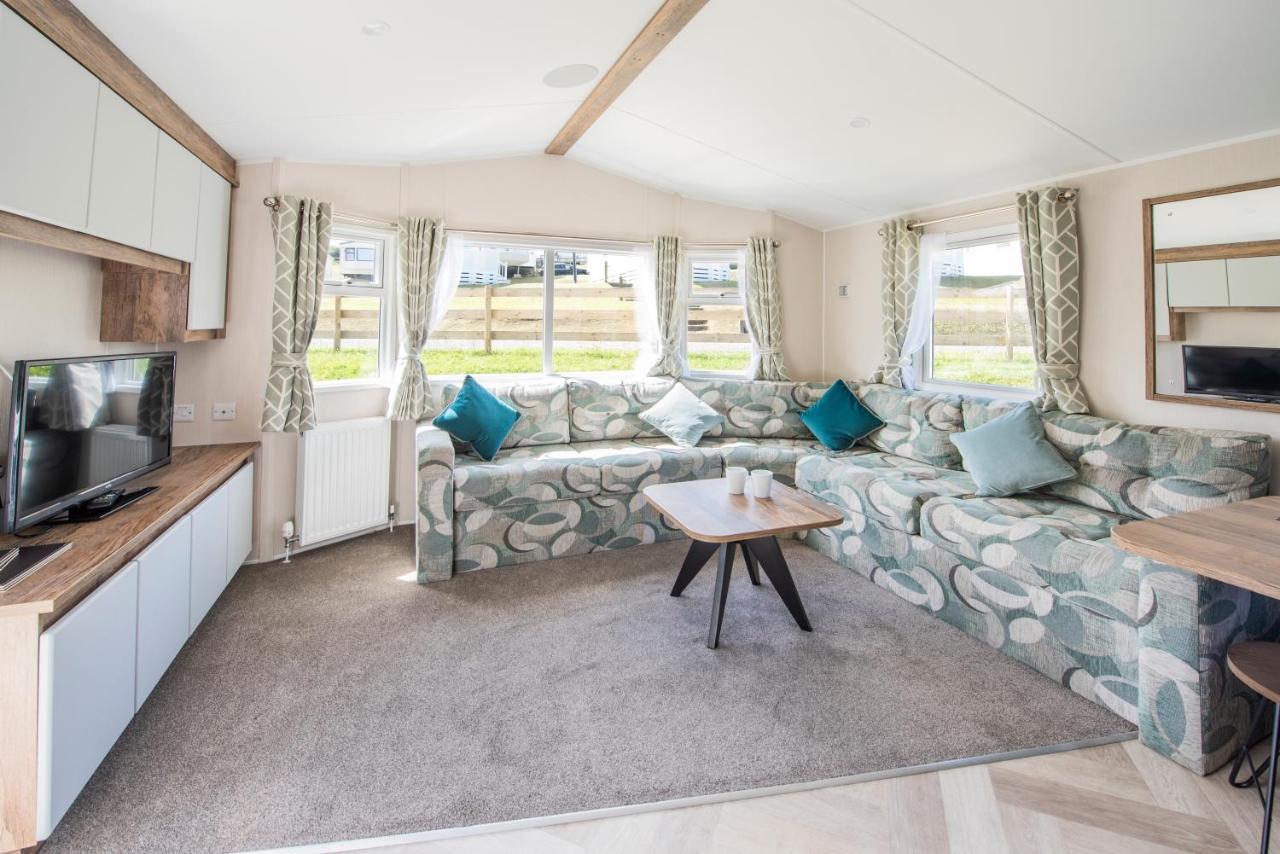 Trelawne Manor Holiday Park 西卢港 外观 照片