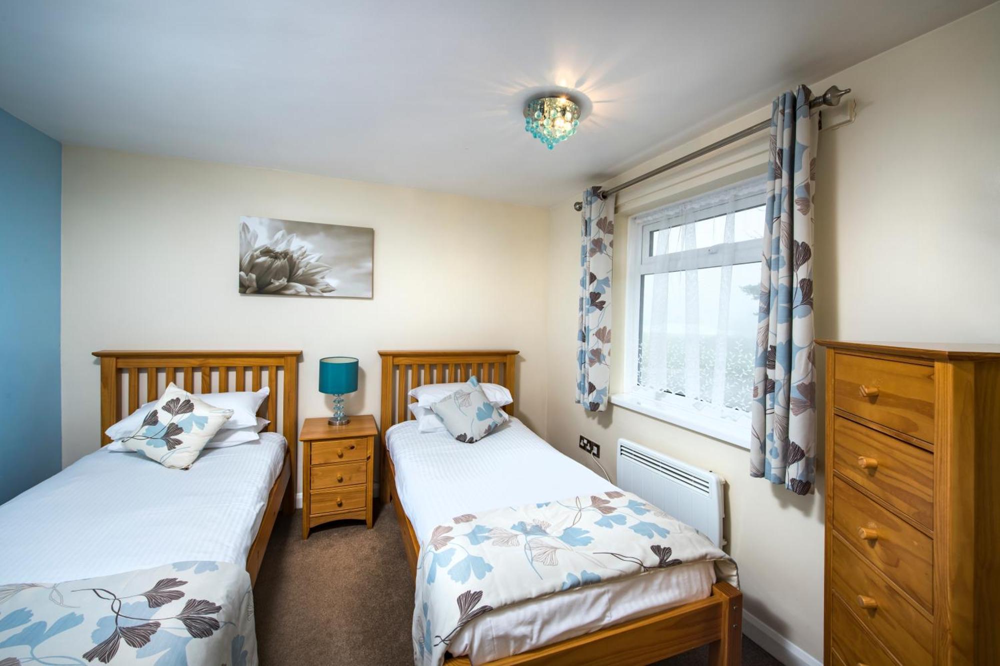 Trelawne Manor Holiday Park 西卢港 外观 照片