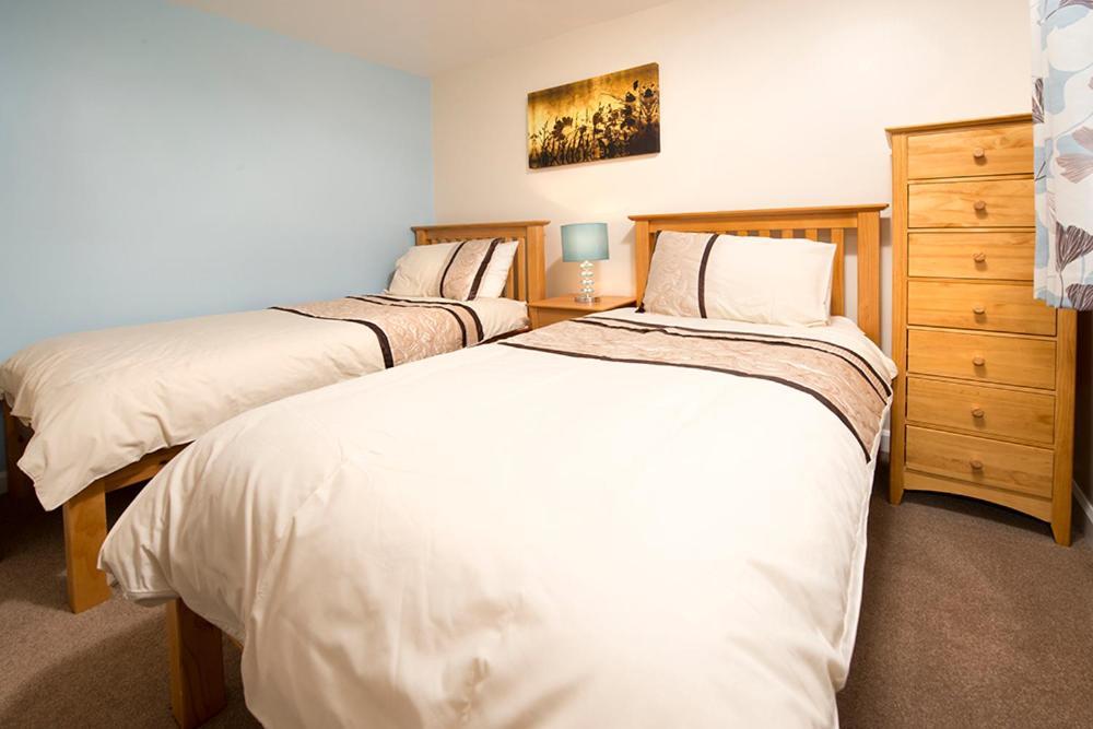 Trelawne Manor Holiday Park 西卢港 外观 照片